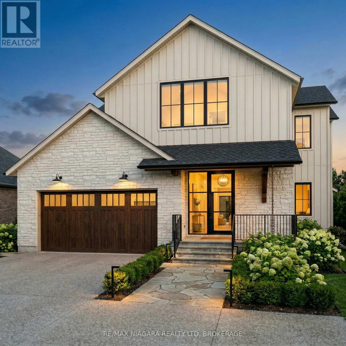 6148 Curlin Crescent, Niagara Falls, Ontario  L2H 3W8 - Photo 2 - X12854344