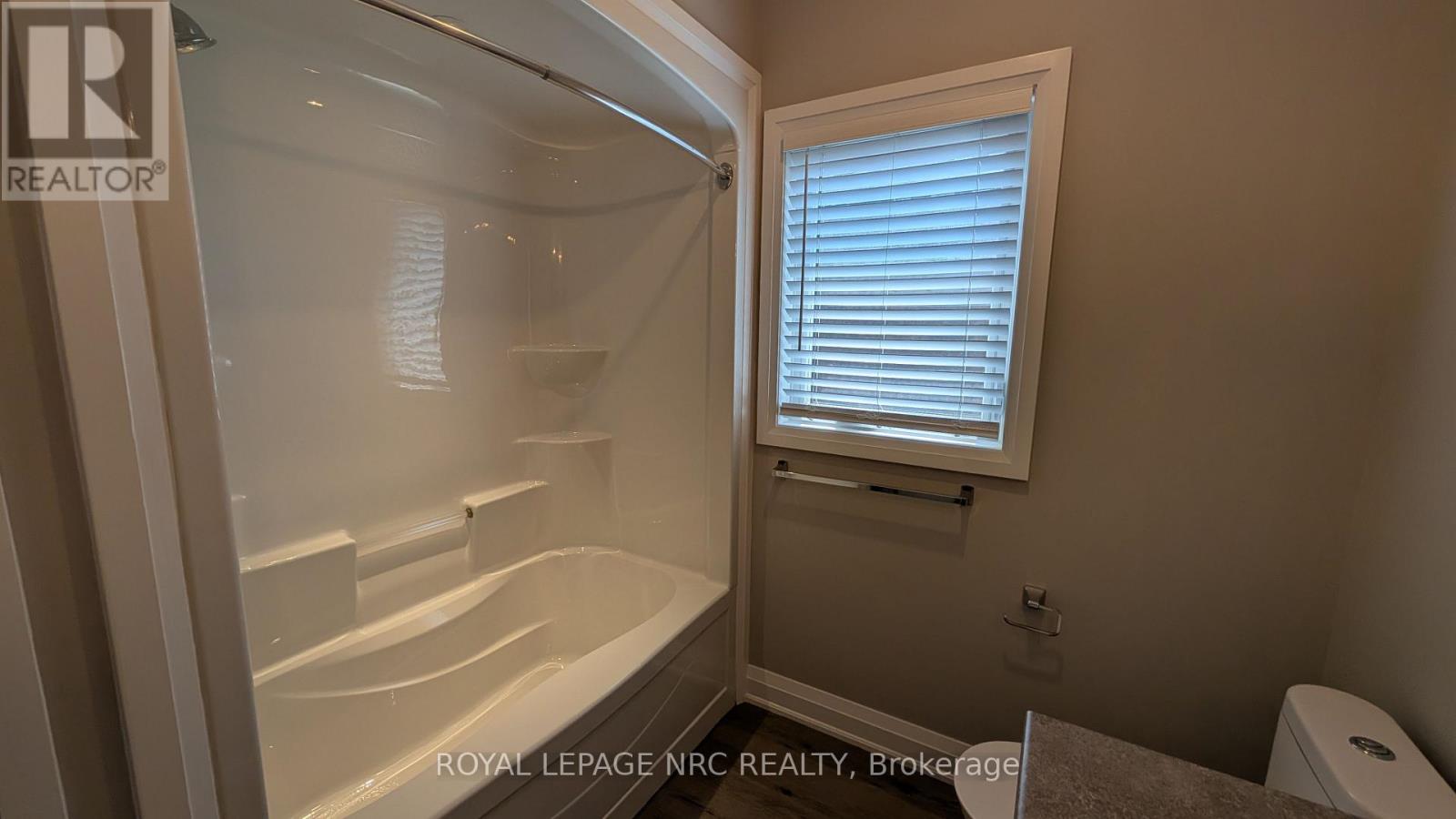 37a Ormonde Avenue, St. Catharines, Ontario  L2M 5P1 - Photo 17 - X12855558