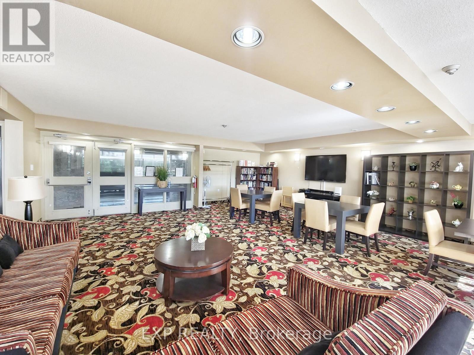 410 - 5100 Dorchester Road, Niagara Falls, Ontario  L2E 7H4 - Photo 12 - X12855660