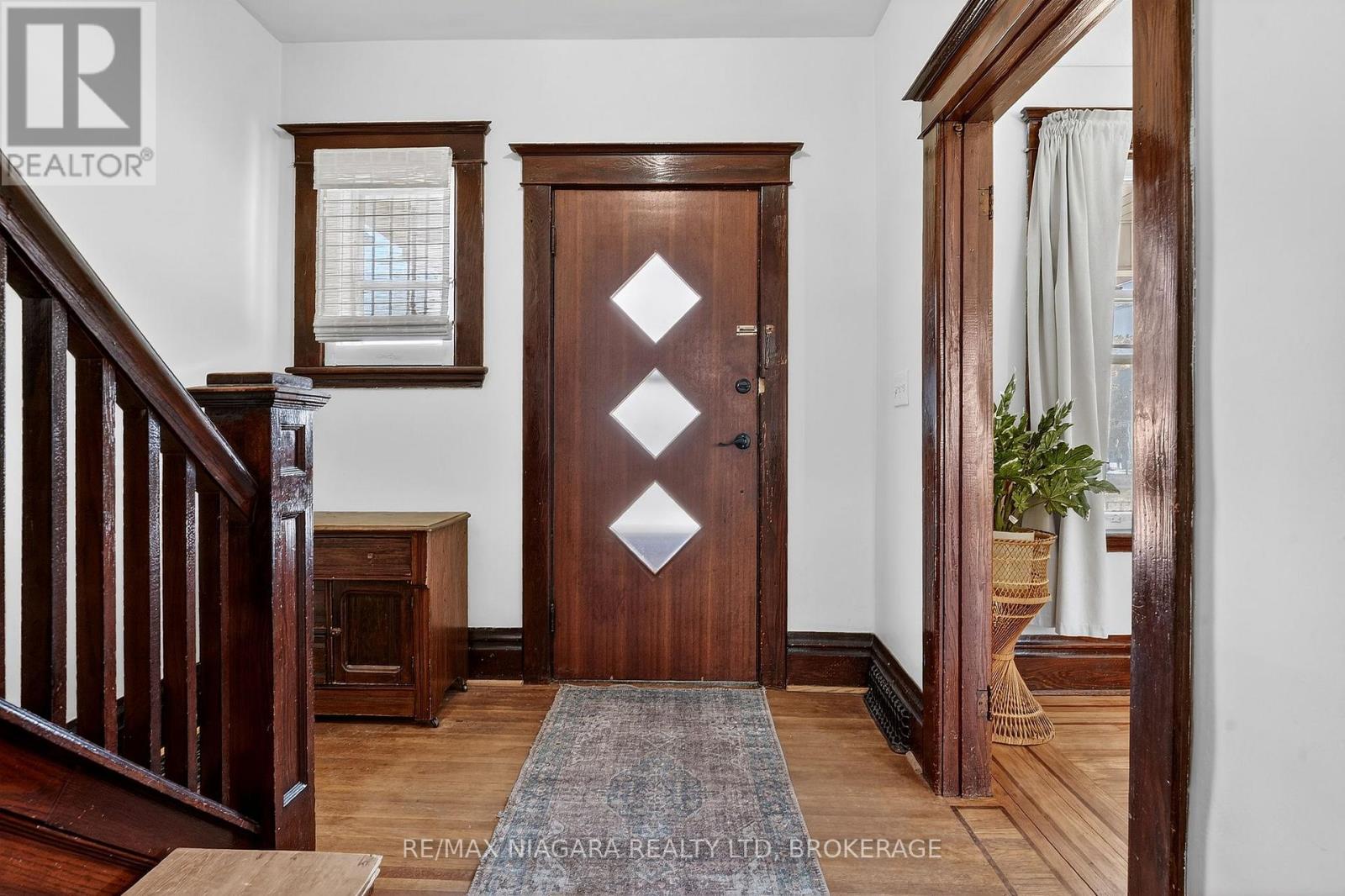 101 Lottridge Street, Hamilton, Ontario  L8L 6V2 - Photo 2 - X12860074