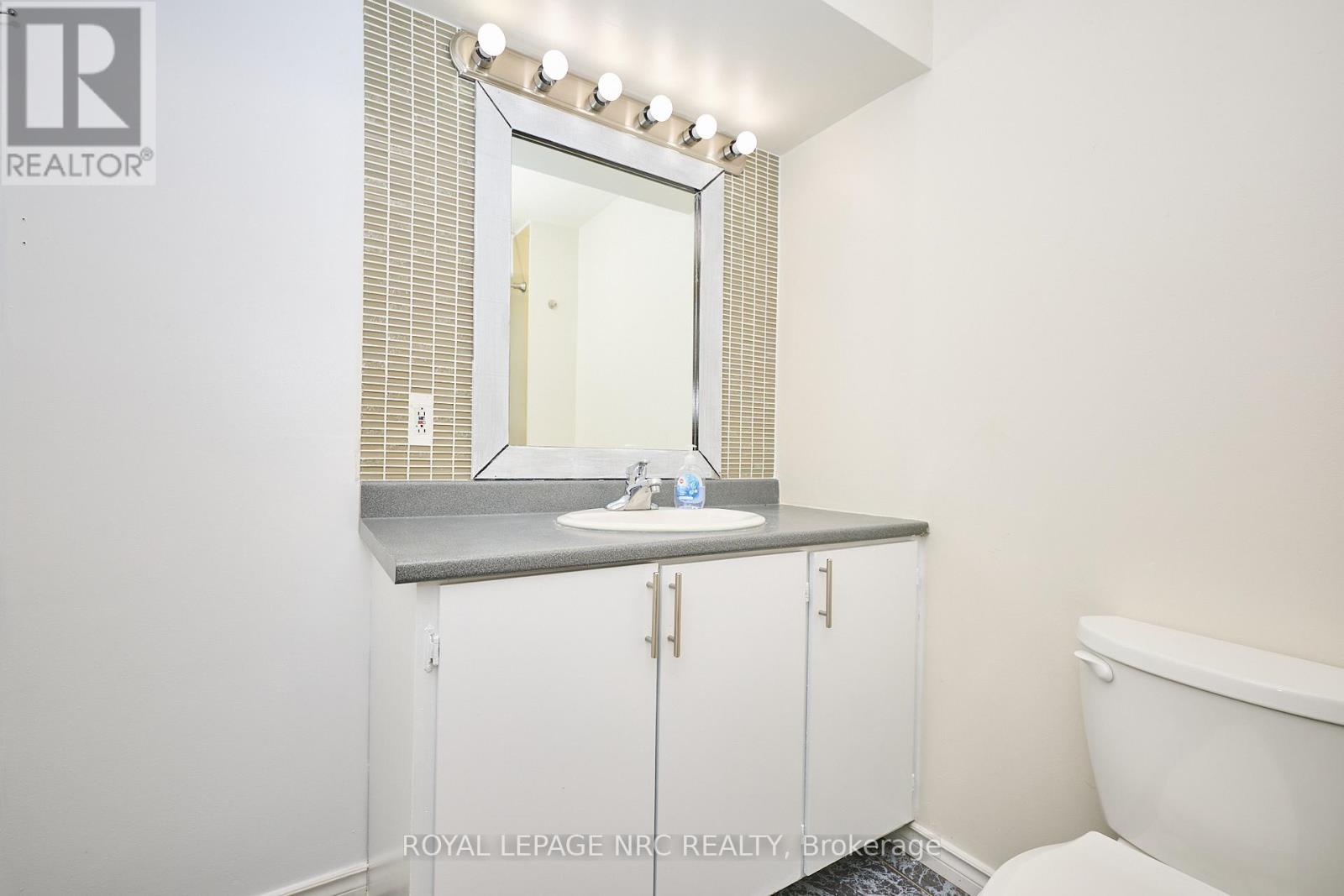 3252 Young Avenue, Fort Erie, Ontario  L0S 1N0 - Photo 13 - X12860086