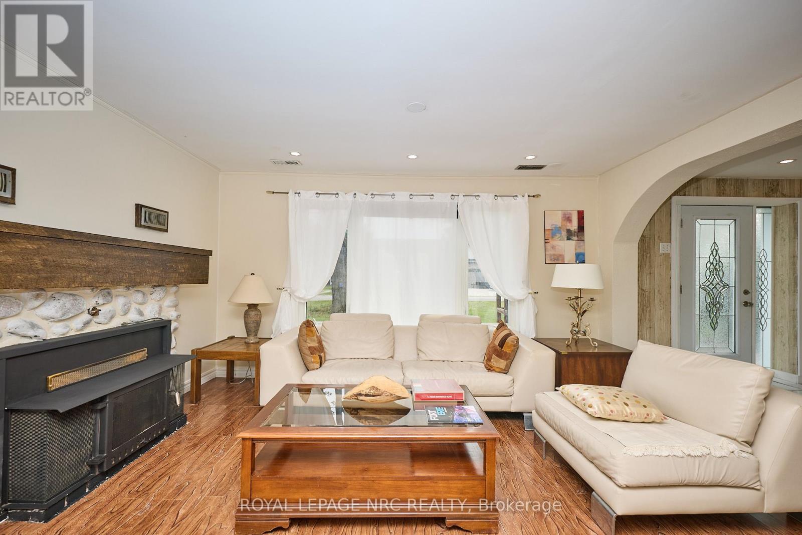 3252 Young Avenue, Fort Erie, Ontario  L0S 1N0 - Photo 5 - X12860086