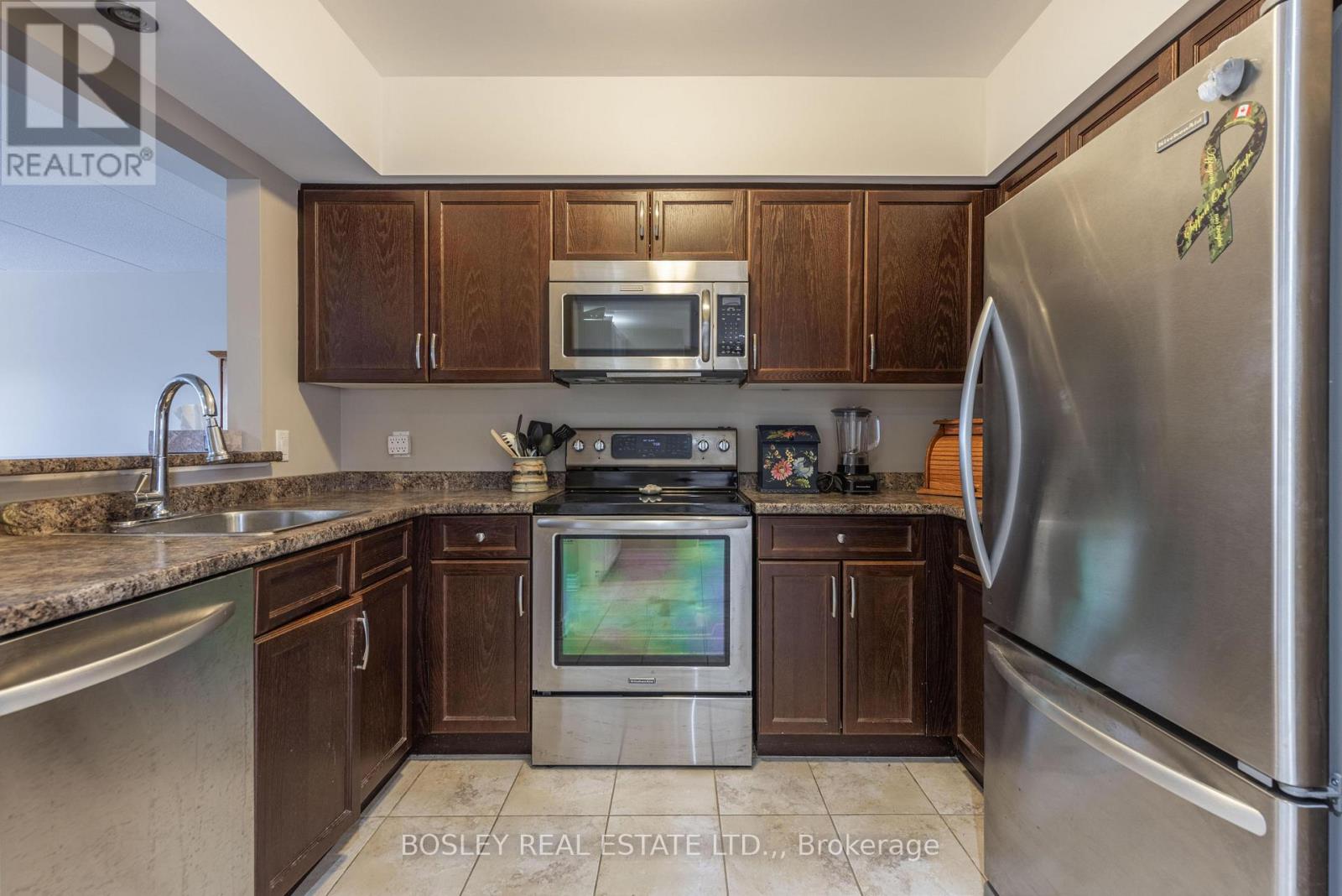 205 - 678 Line 2 Road, Niagara-On-The-Lake, Ontario  L0S 1T0 - Photo 10 - X12862134