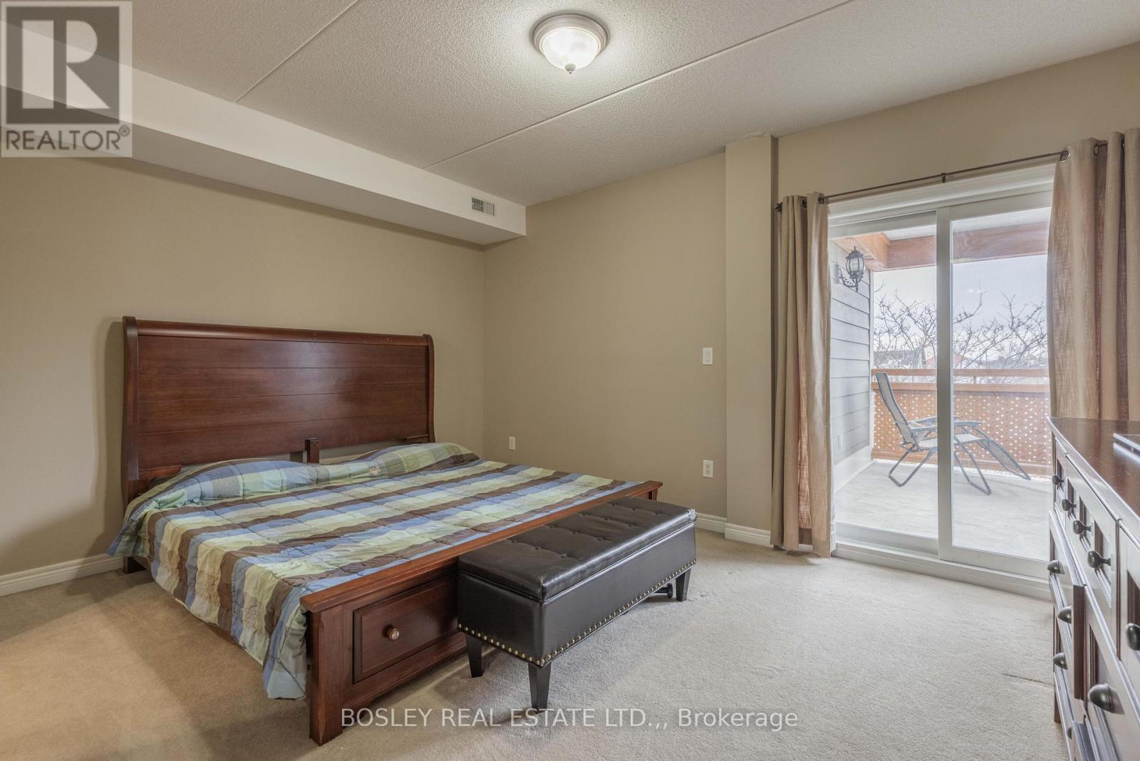 205 - 678 Line 2 Road, Niagara-On-The-Lake, Ontario  L0S 1T0 - Photo 14 - X12862134