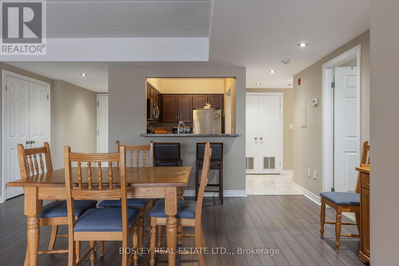 205 - 678 Line 2 Road, Niagara-On-The-Lake, Ontario  L0S 1T0 - Photo 8 - X12862134