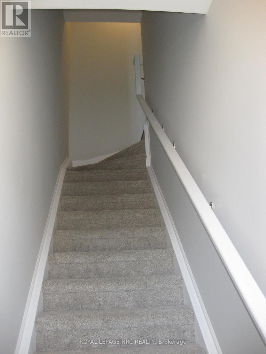 73 - 6705 Cropp Street, Niagara Falls, Ontario  L2E 0C1 - Photo 2 - X12863652