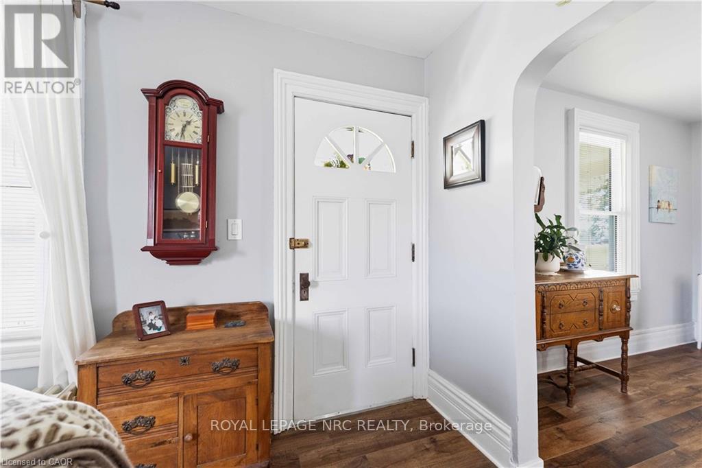 594 Niagara Stone Road, Niagara-On-The-Lake, Ontario  L0S 1J0 - Photo 10 - X12864070
