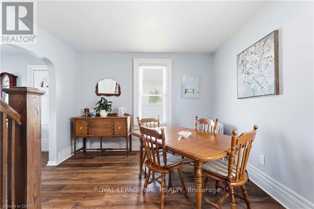 594 Niagara Stone Road, Niagara-On-The-Lake, Ontario  L0S 1J0 - Photo 22 - X12864070