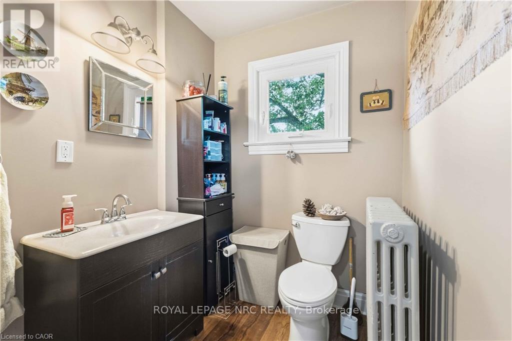 594 Niagara Stone Road, Niagara-On-The-Lake, Ontario  L0S 1J0 - Photo 28 - X12864070