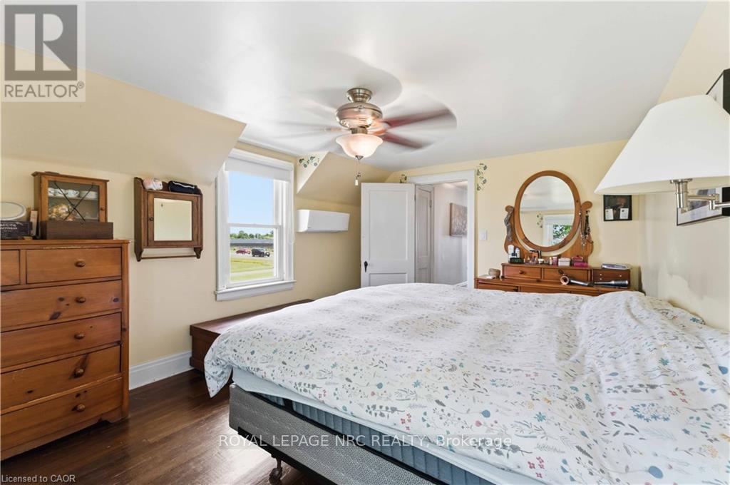 594 Niagara Stone Road, Niagara-On-The-Lake, Ontario  L0S 1J0 - Photo 32 - X12864070