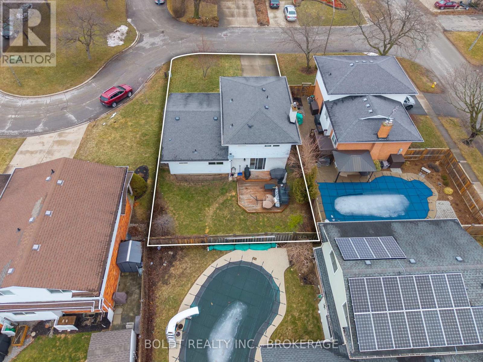 3 Wendover Place, St. Catharines, Ontario  L2N 6T9 - Photo 36 - X12864460