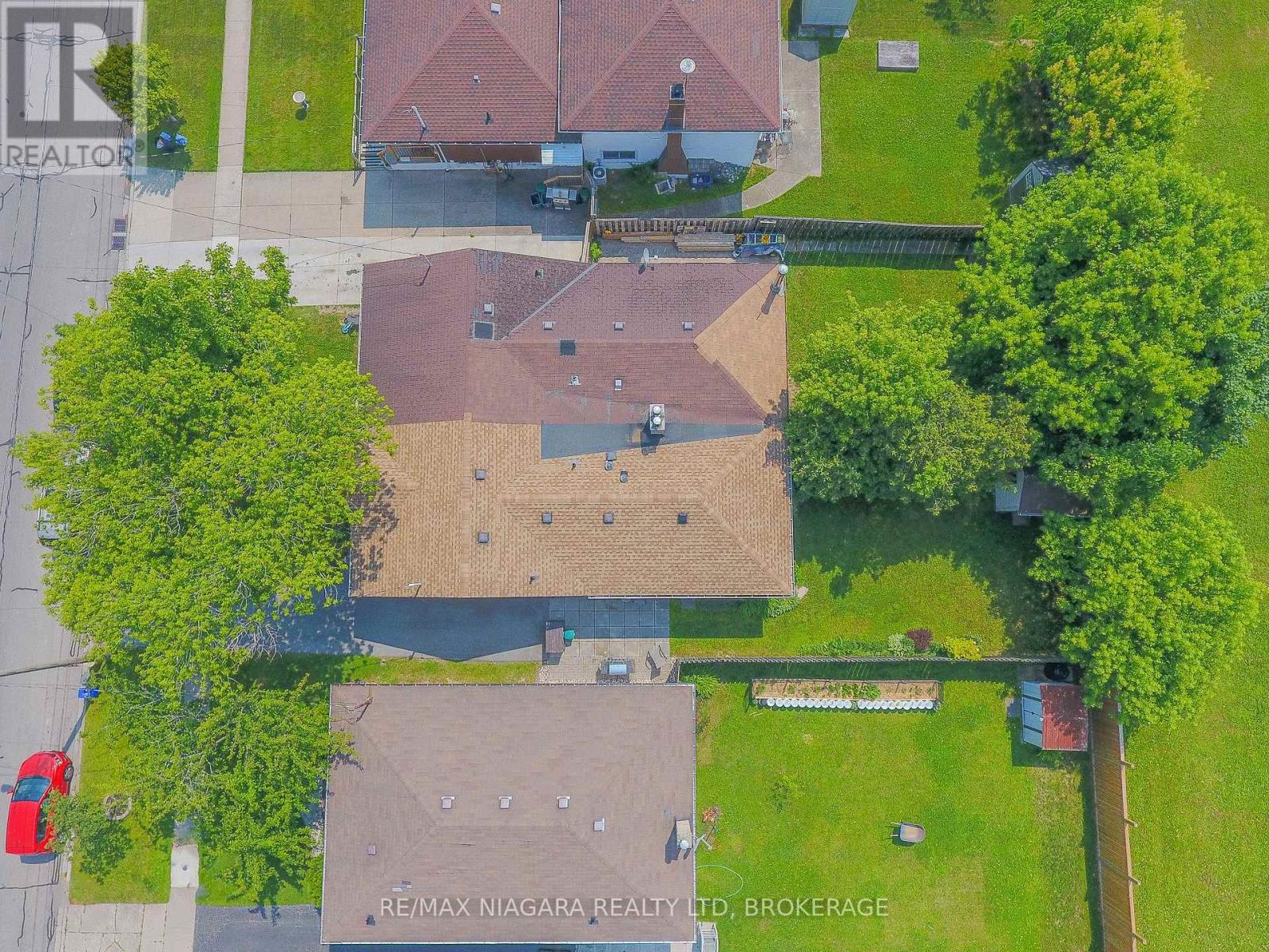 42 Seymour Avenue, St. Catharines, Ontario  L2P 1A7 - Photo 27 - X12864580