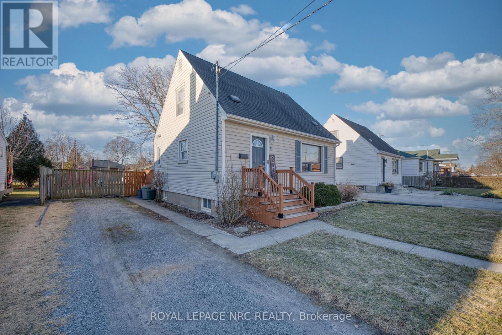 41 MCDONALD AVENUE, Thorold, Ontario