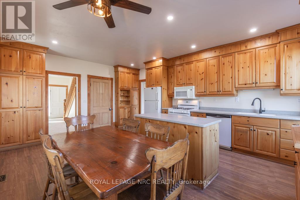 245 Niven Road, Niagara-On-The-Lake, Ontario  L0S 1J0 - Photo 9 - X12869028