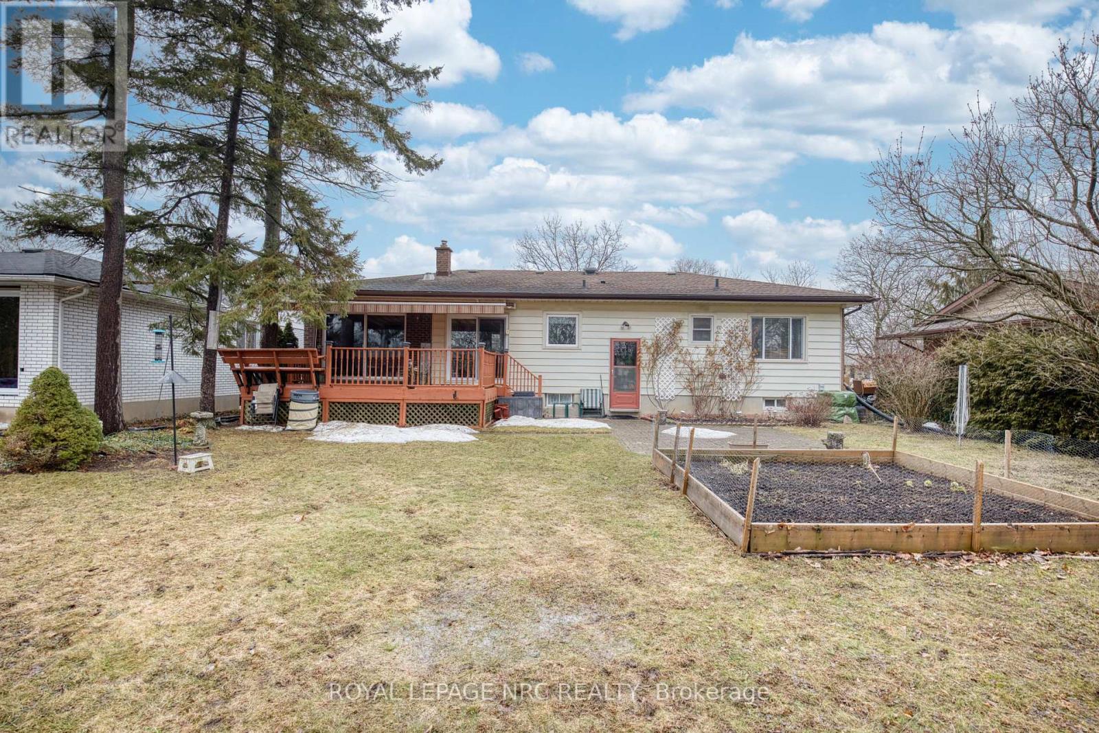 16 Rosemore Road, St. Catharines, Ontario  L2S 1A8 - Photo 35 - X12869642