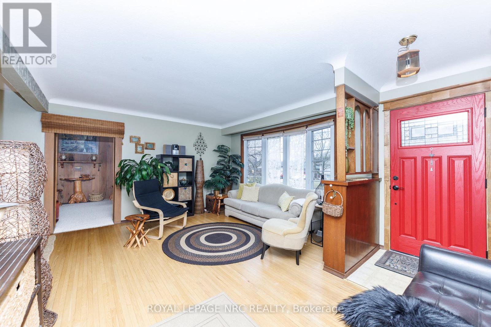 16 Rosemore Road, St. Catharines, Ontario  L2S 1A8 - Photo 5 - X12869642