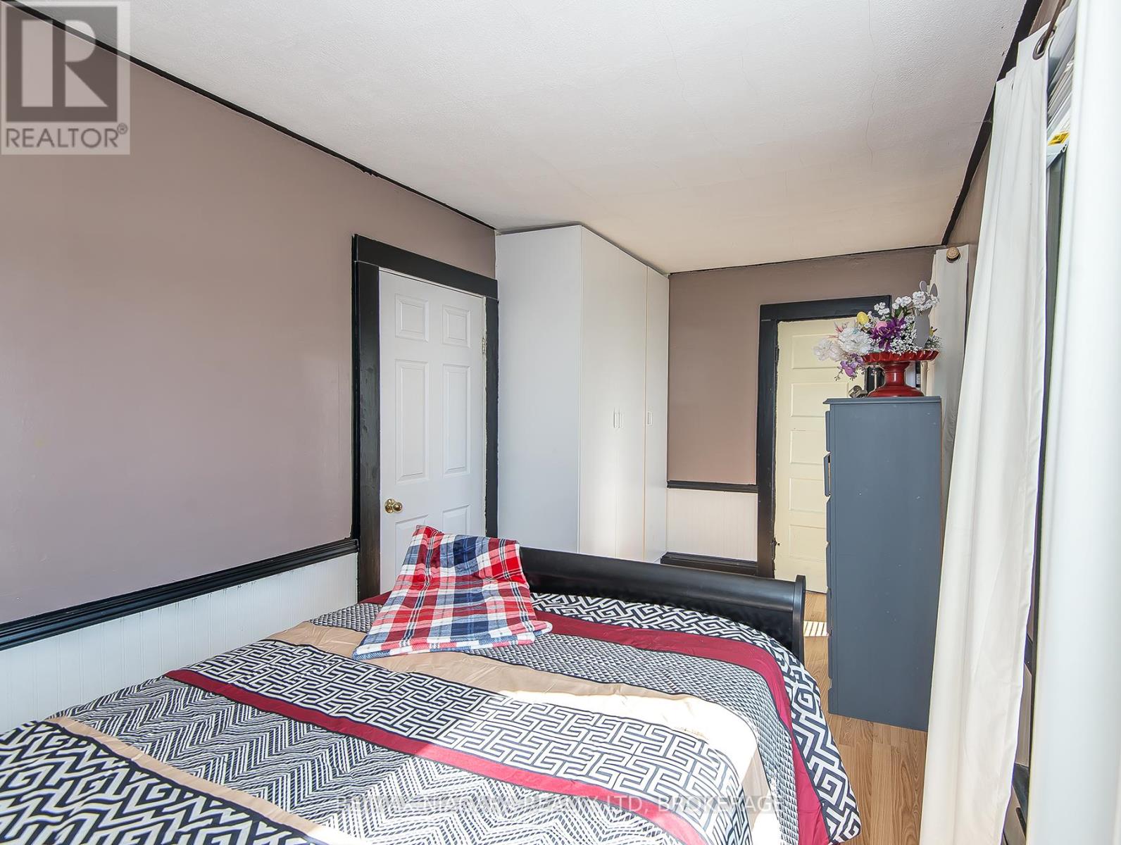 9 Beech Street, Port Colborne, Ontario  L3K 3N7 - Photo 29 - X12870192
