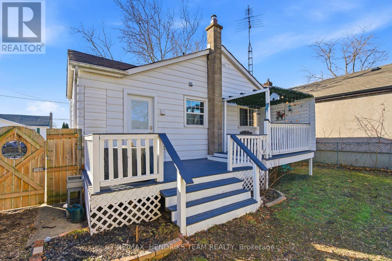 7 Elmwood Avenue, St. Catharines, Ontario  L2R 2T5 - Photo 18 - X12870388