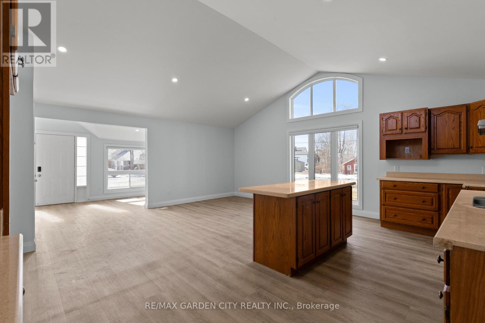 11582 Beach Road E, Wainfleet, Ontario  L0S 1V0 - Photo 10 - X12870580