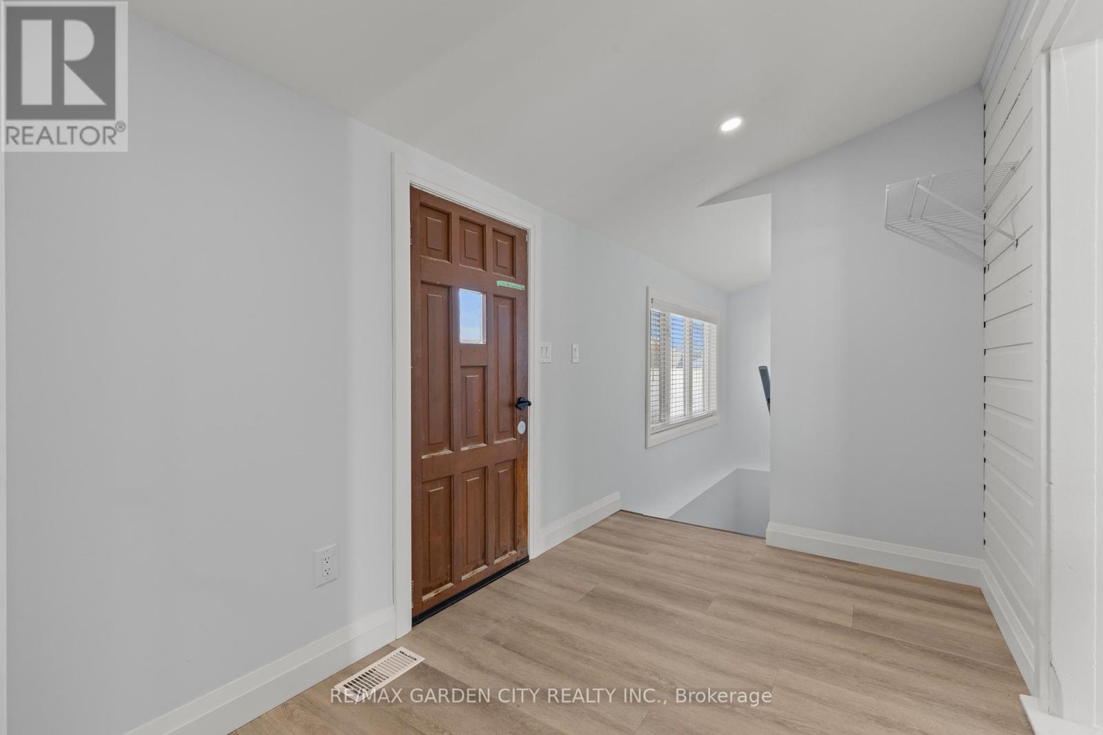 11582 Beach Road E, Wainfleet, Ontario  L0S 1V0 - Photo 6 - X12870580