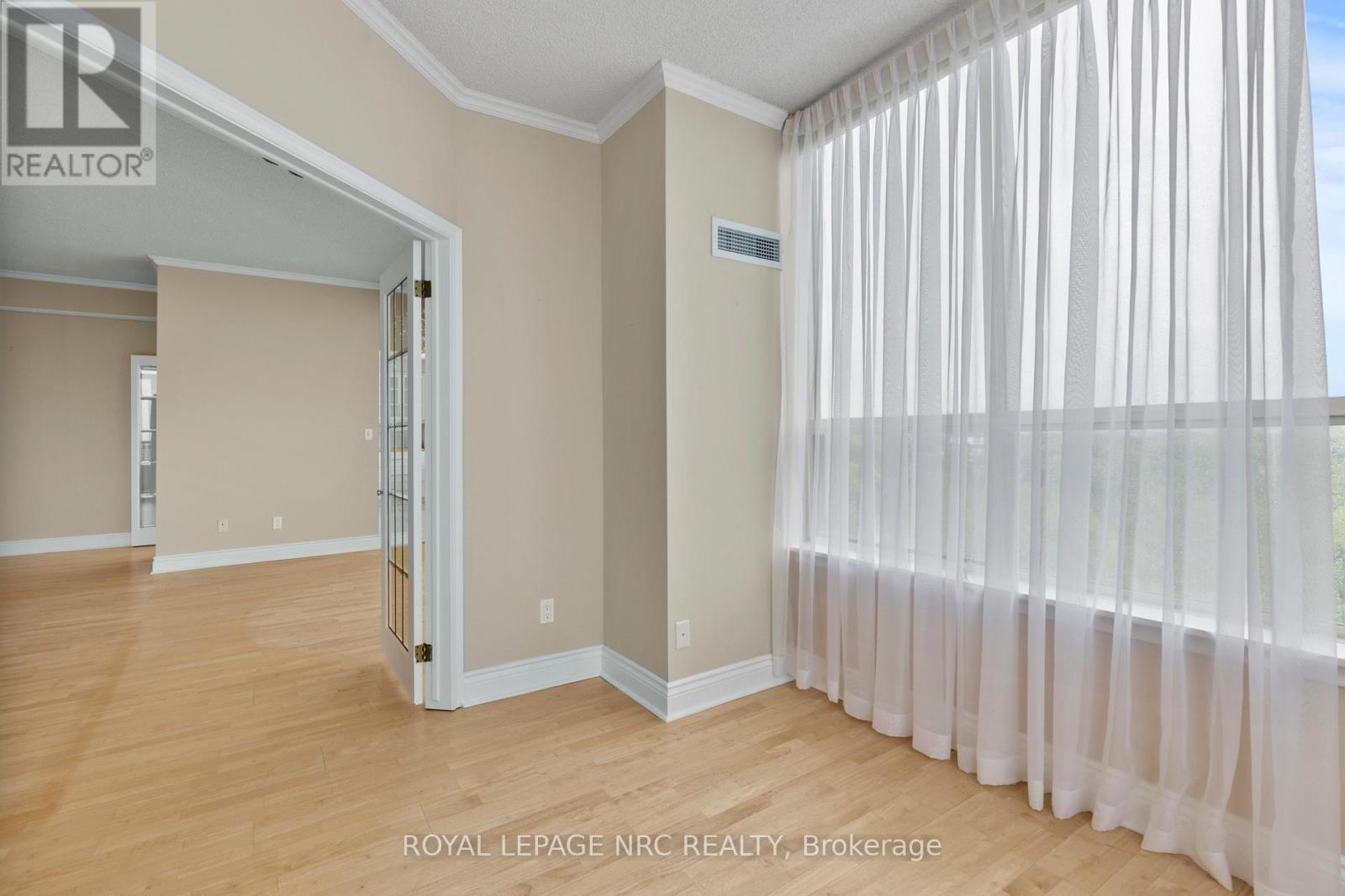 Ph6 - 3 Towering Heights Boulevard, St. Catharines, Ontario  L2T 4A4 - Photo 20 - X12870998