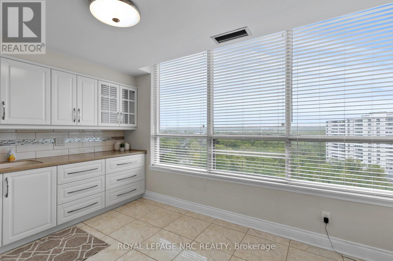 Ph6 - 3 Towering Heights Boulevard, St. Catharines, Ontario  L2T 4A4 - Photo 25 - X12870998