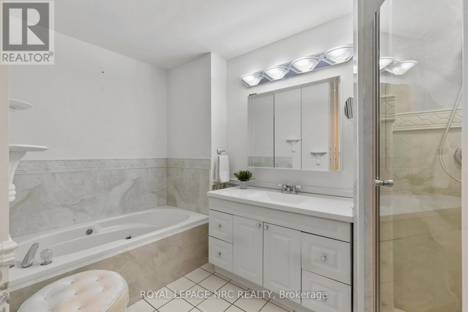 Ph6 - 3 Towering Heights Boulevard, St. Catharines, Ontario  L2T 4A4 - Photo 30 - X12870998