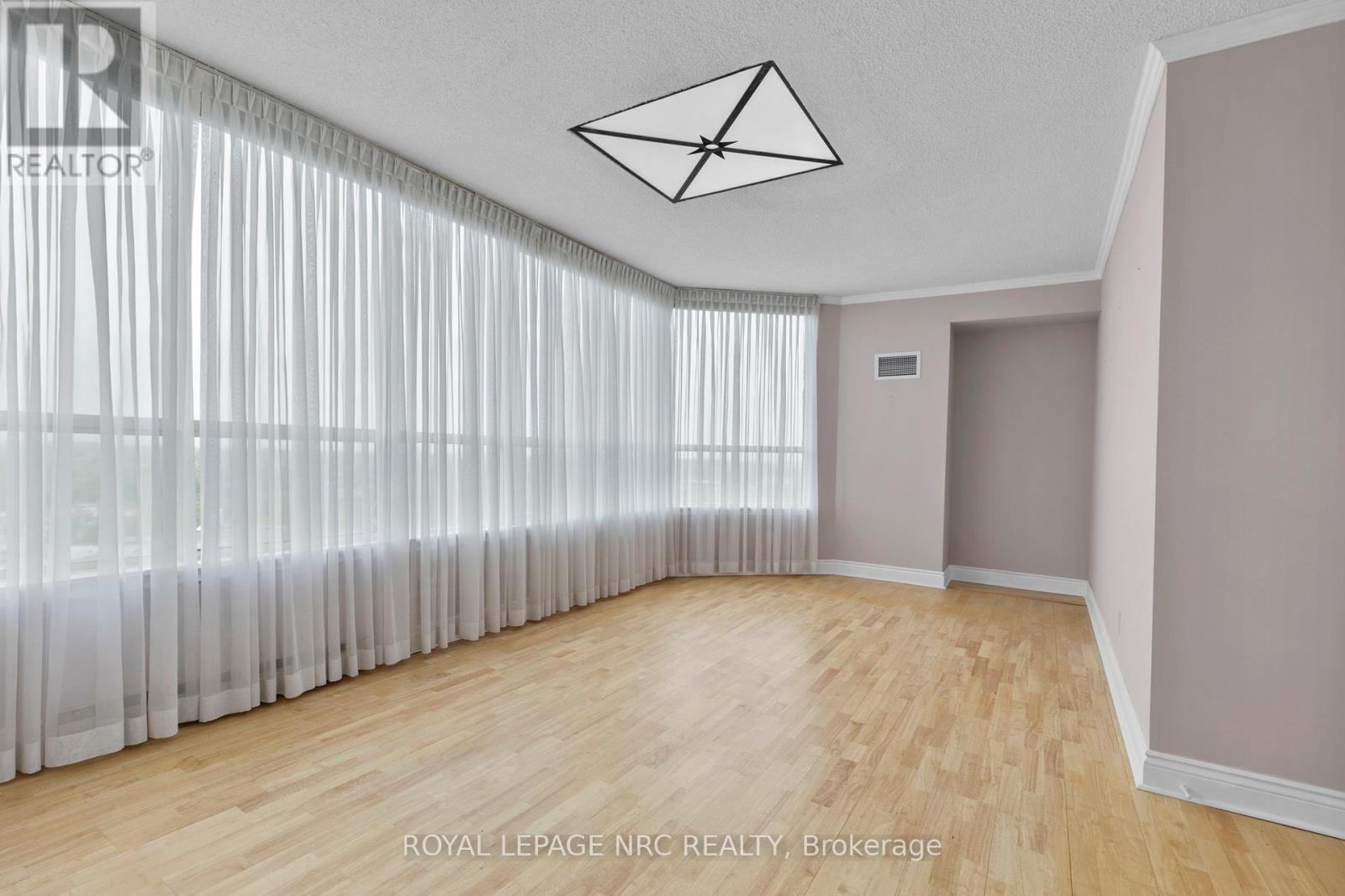 Ph6 - 3 Towering Heights Boulevard, St. Catharines, Ontario  L2T 4A4 - Photo 34 - X12870998