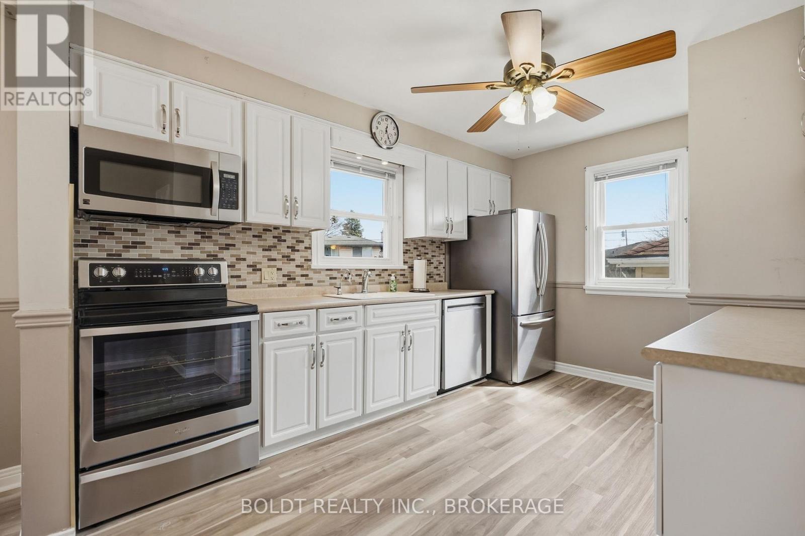 16 Grammar Avenue, St. Catharines, Ontario  L2N 3L3 - Photo 15 - X12871390