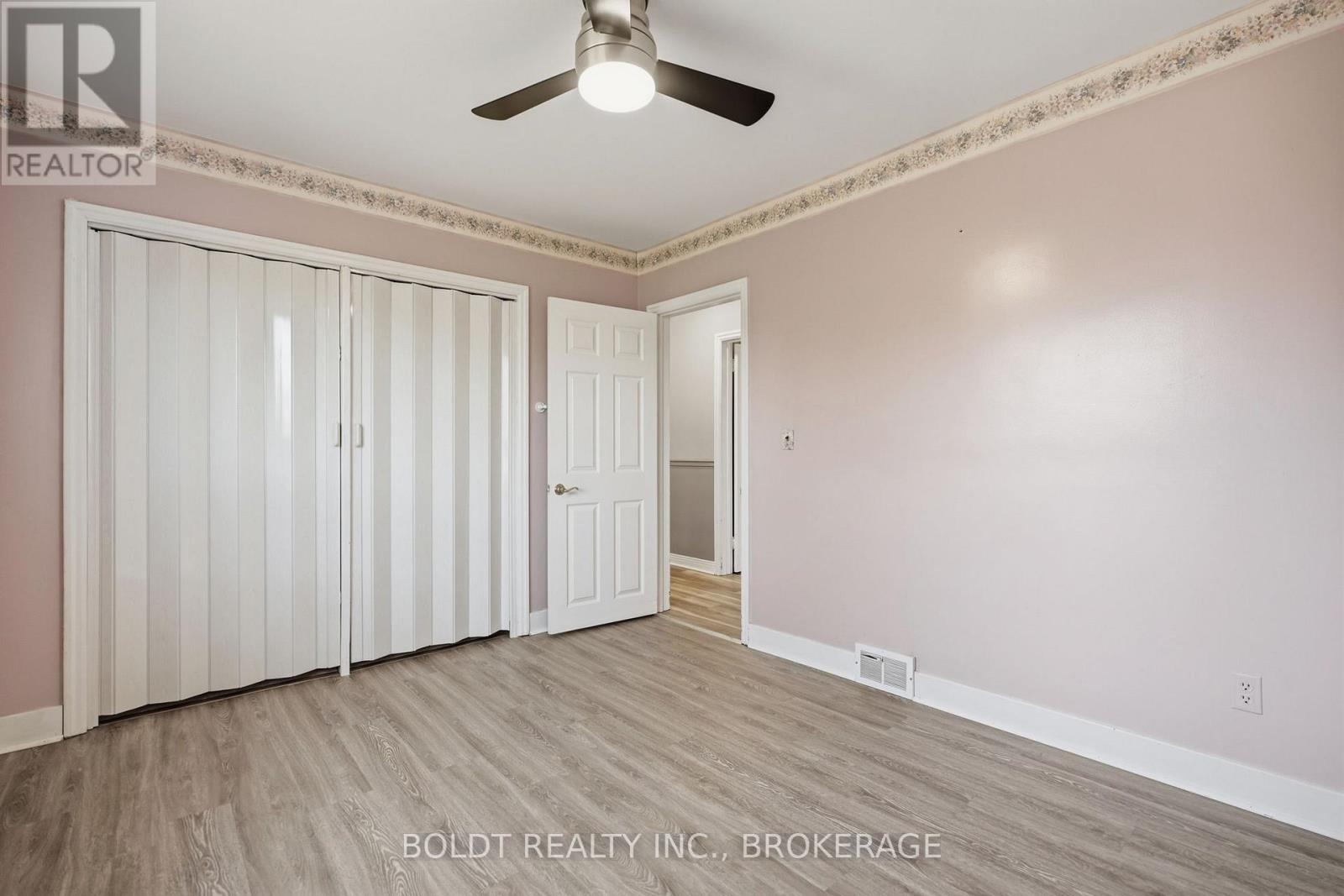 16 Grammar Avenue, St. Catharines, Ontario  L2N 3L3 - Photo 26 - X12871390