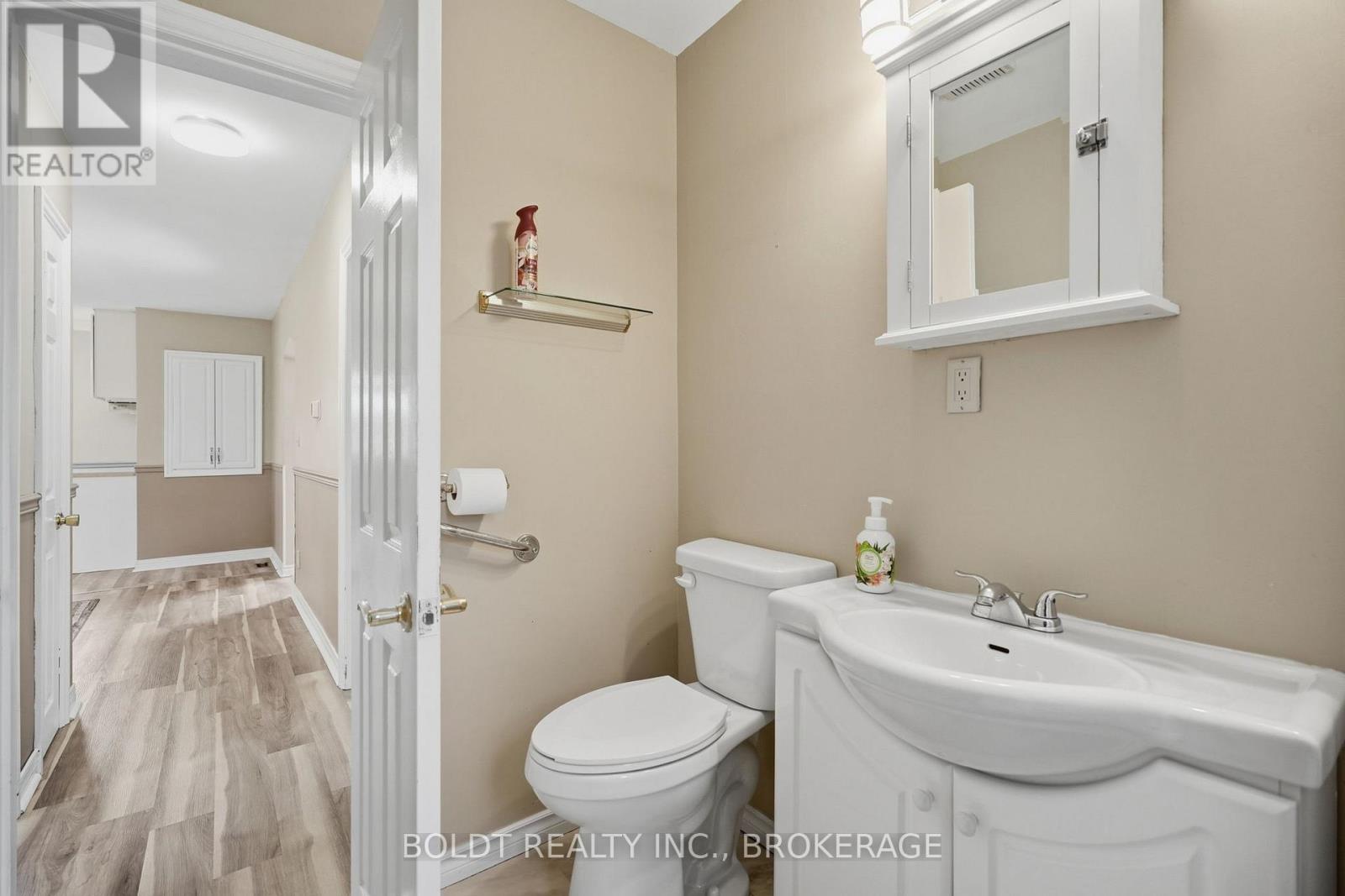 16 Grammar Avenue, St. Catharines, Ontario  L2N 3L3 - Photo 29 - X12871390