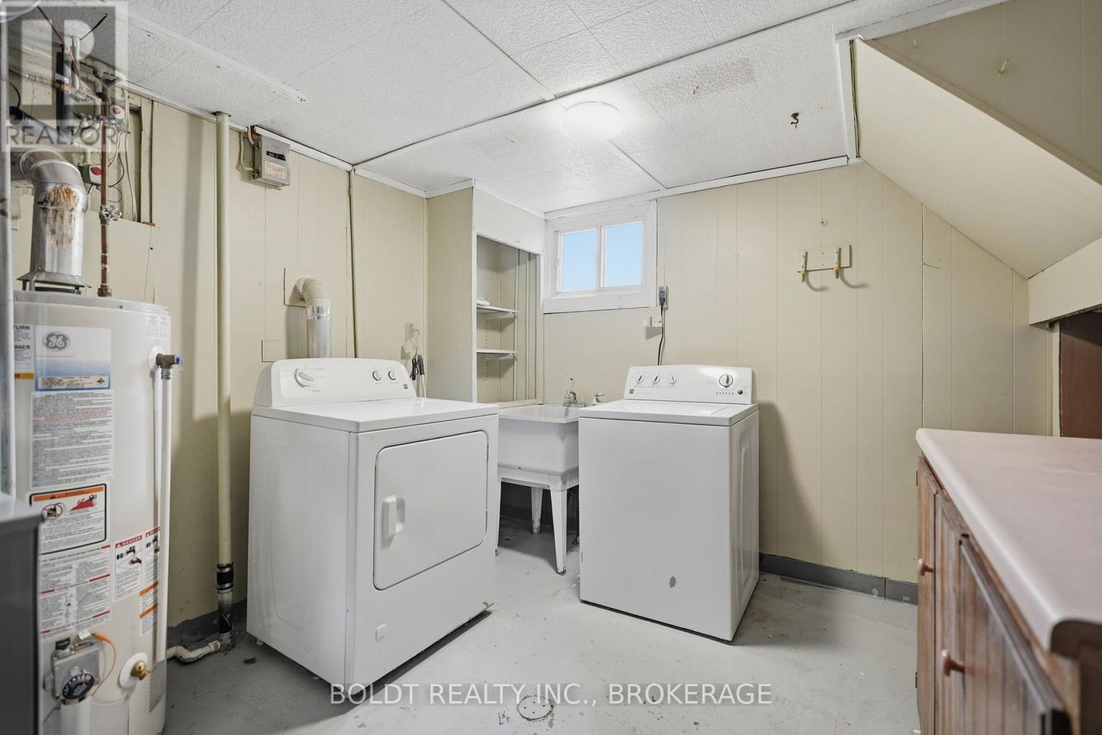 16 Grammar Avenue, St. Catharines, Ontario  L2N 3L3 - Photo 36 - X12871390
