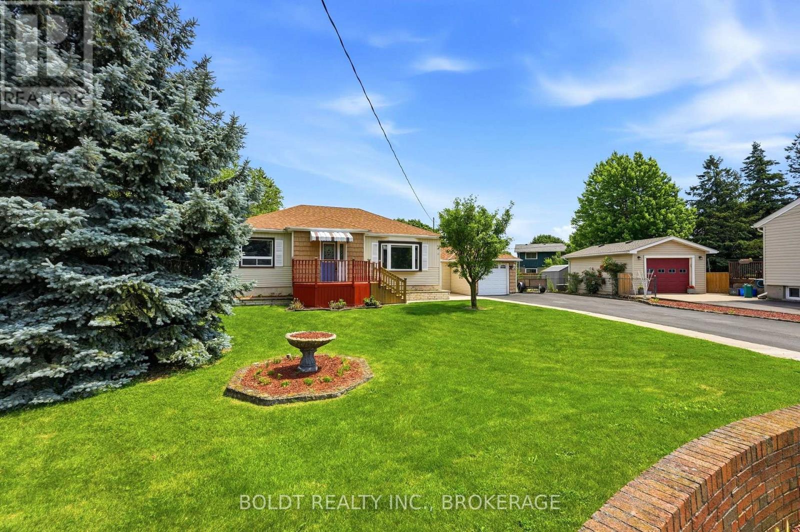 16 Grammar Avenue, St. Catharines, Ontario  L2N 3L3 - Photo 42 - X12871390