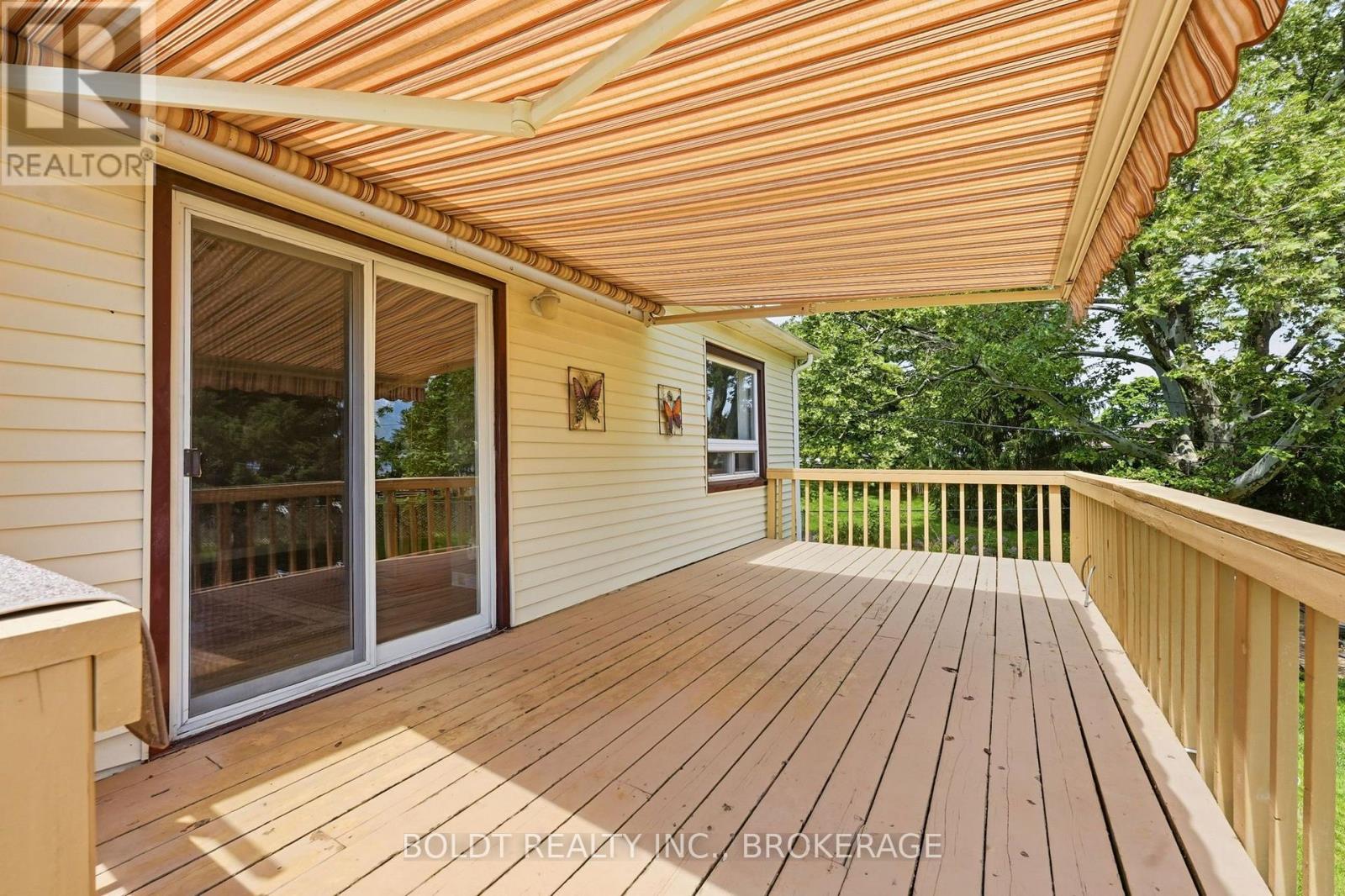 16 Grammar Avenue, St. Catharines, Ontario  L2N 3L3 - Photo 43 - X12871390
