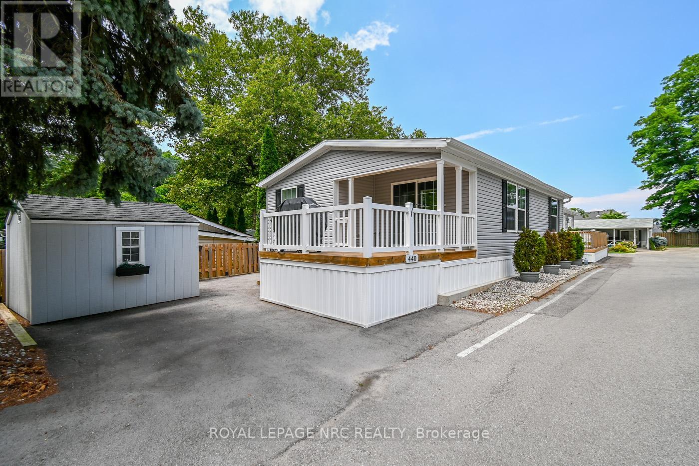 440 - 23 Four Mile Creek Road, Niagara-On-The-Lake, Ontario  L0S 1J1 - Photo 2 - X12871470