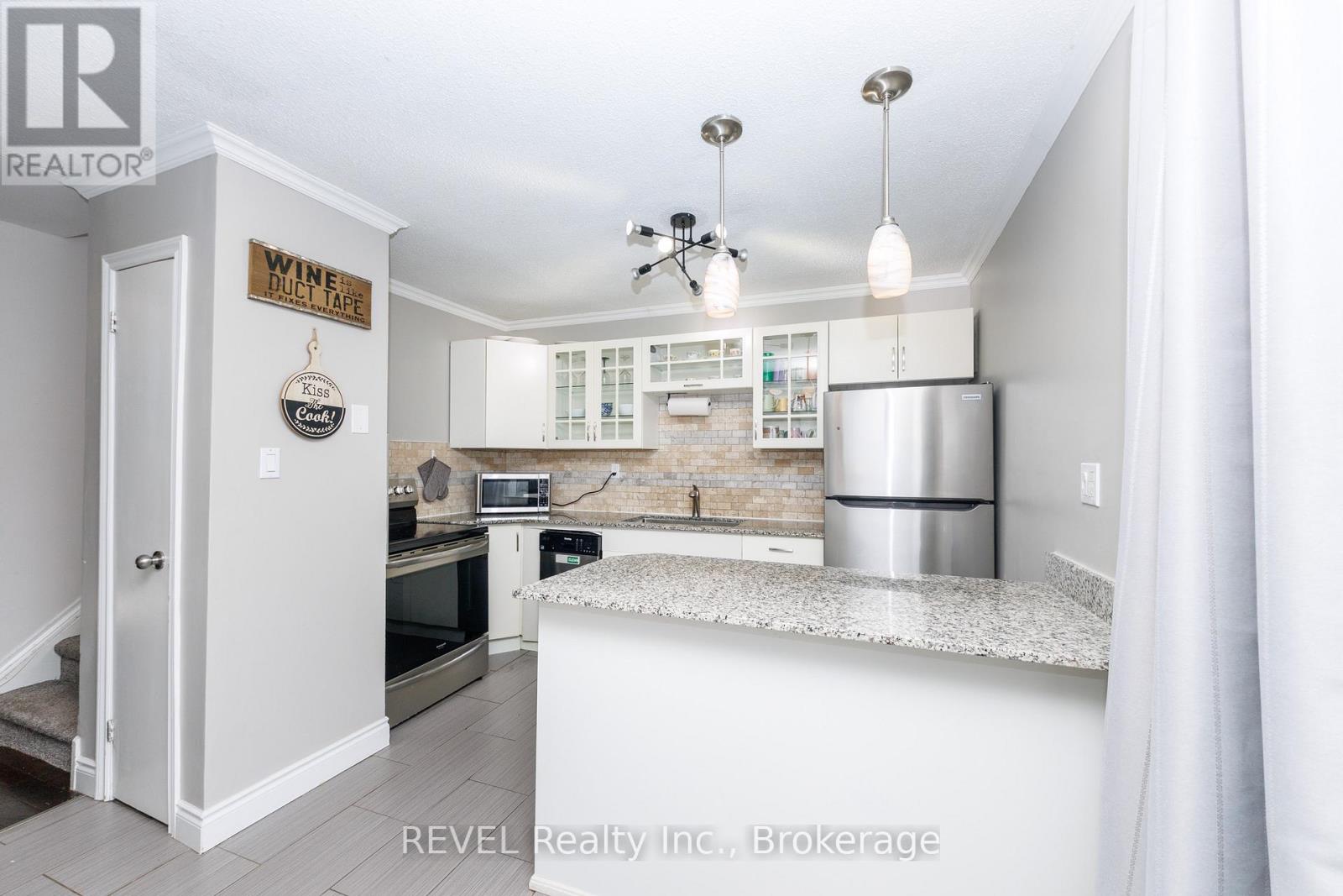 43 - 1300 UPPER OTTAWA STREET, Hamilton, Ontario