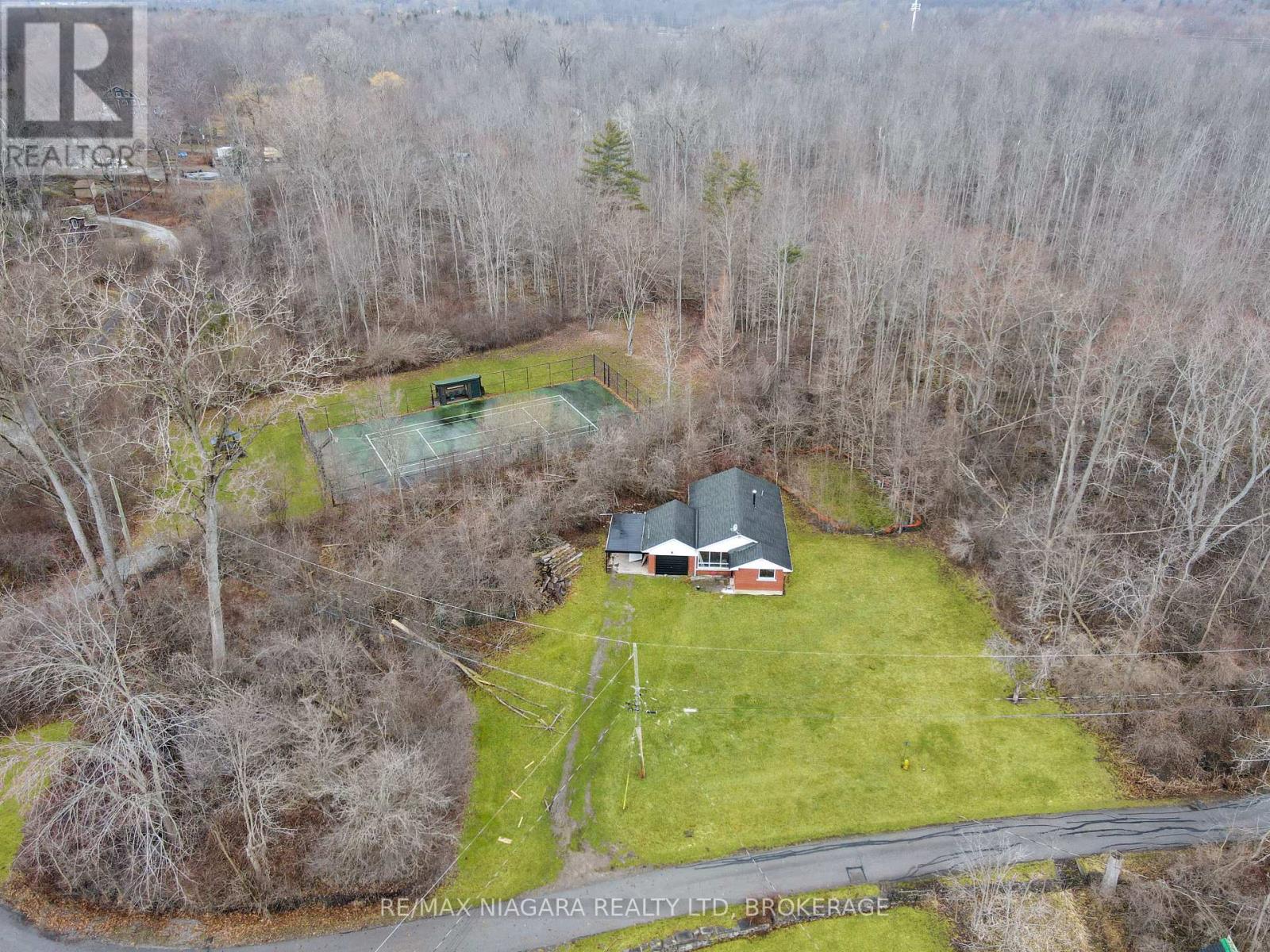 1544 Stockton Lane, Fort Erie, Ontario  L2A 6M8 - Photo 12 - X12873920