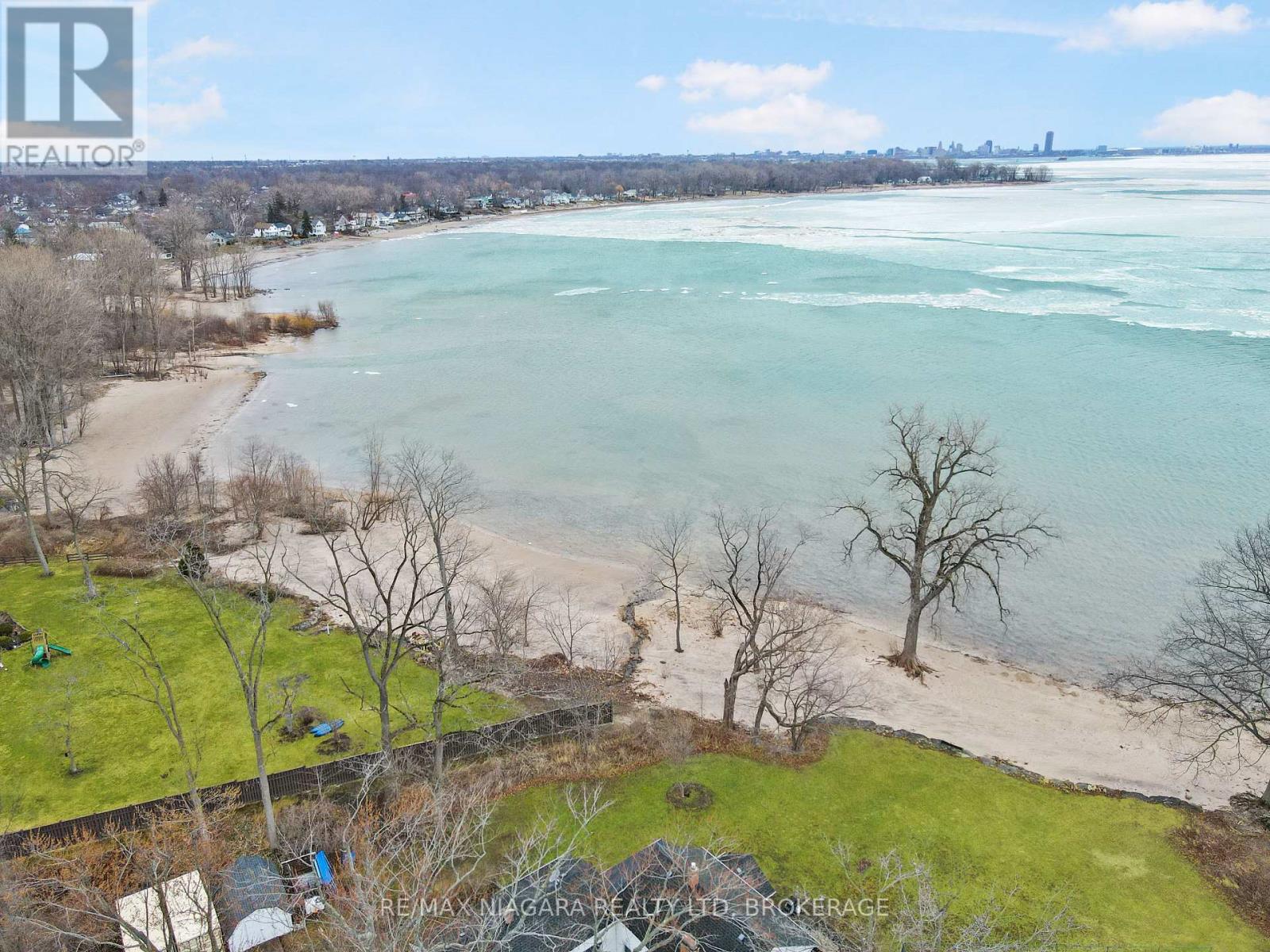 1544 Stockton Lane, Fort Erie, Ontario  L2A 6M8 - Photo 13 - X12873920