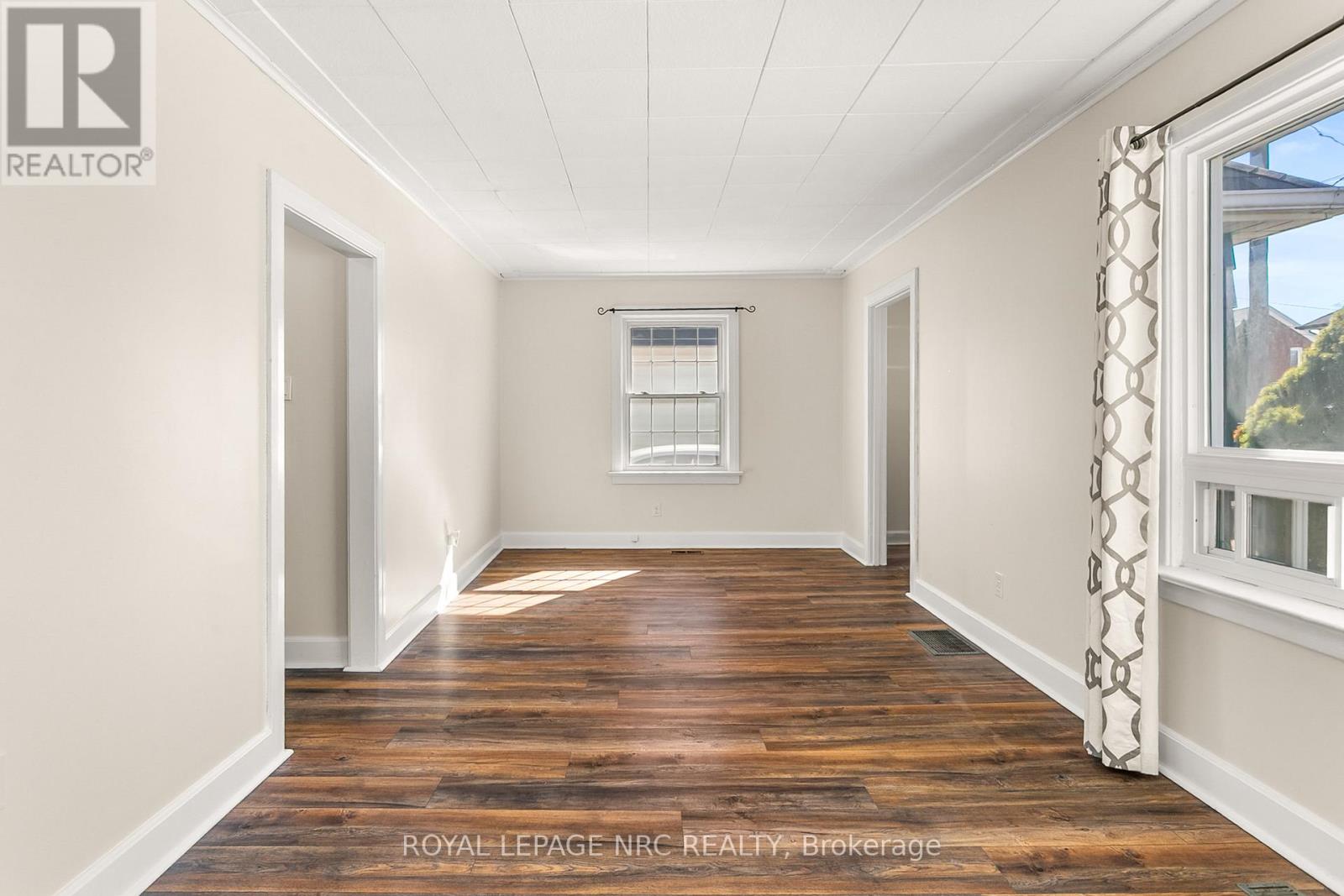 5608 Byng Avenue, Niagara Falls, Ontario  L2G 5C7 - Photo 6 - X12873960