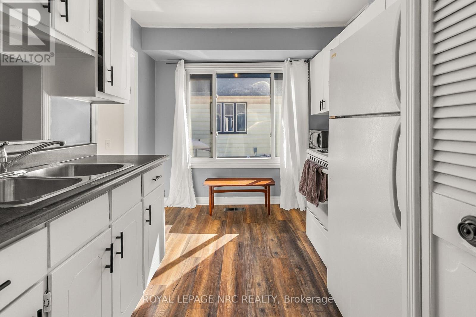 5608 Byng Avenue, Niagara Falls, Ontario  L2G 5C7 - Photo 7 - X12873960