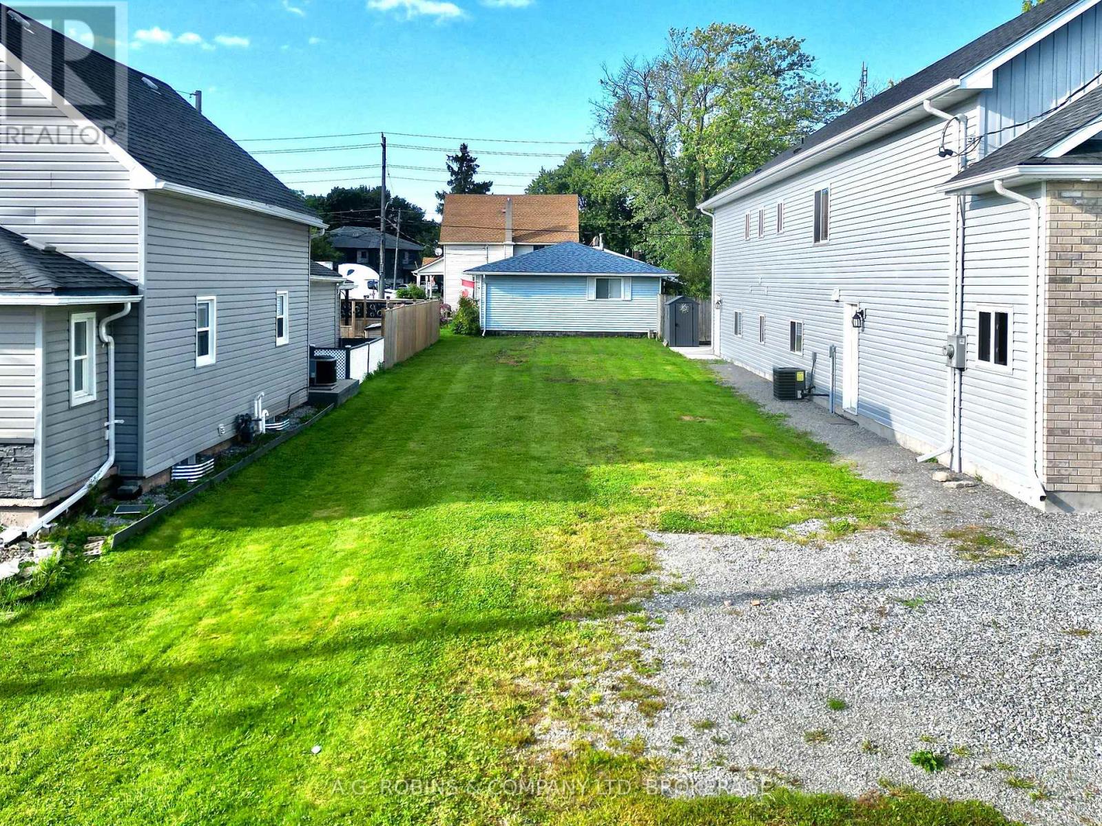 44 Chestnut Street, Port Colborne, Ontario  L3K 1R4 - Photo 2 - X12874190