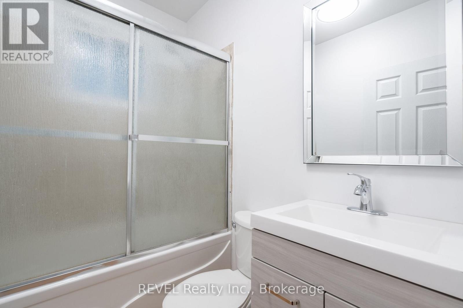 Main - 4762 Kincaid Place, Niagara Falls, Ontario  L2E 1C5 - Photo 10 - X12878498