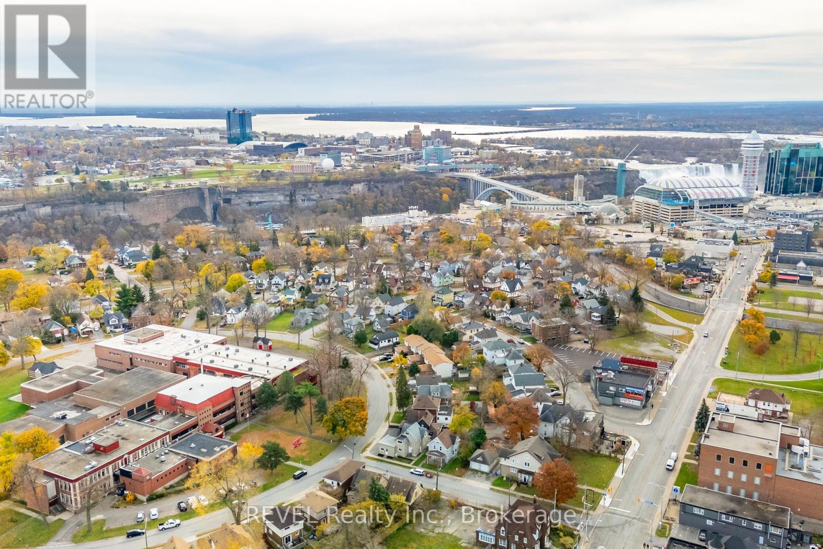 Main - 4762 Kincaid Place, Niagara Falls, Ontario  L2E 1C5 - Photo 11 - X12878498