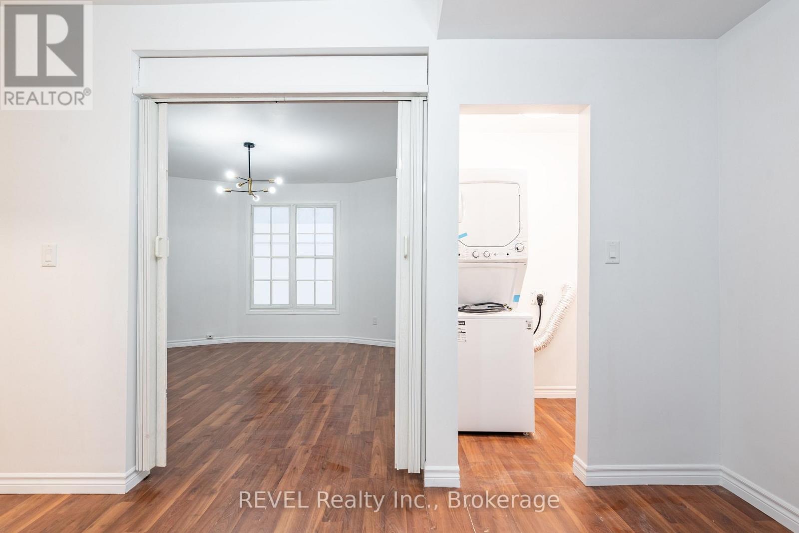 Main - 4762 Kincaid Place, Niagara Falls, Ontario  L2E 1C5 - Photo 5 - X12878498