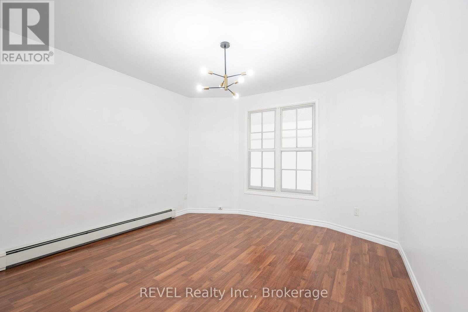 Main - 4762 Kincaid Place, Niagara Falls, Ontario  L2E 1C5 - Photo 8 - X12878498