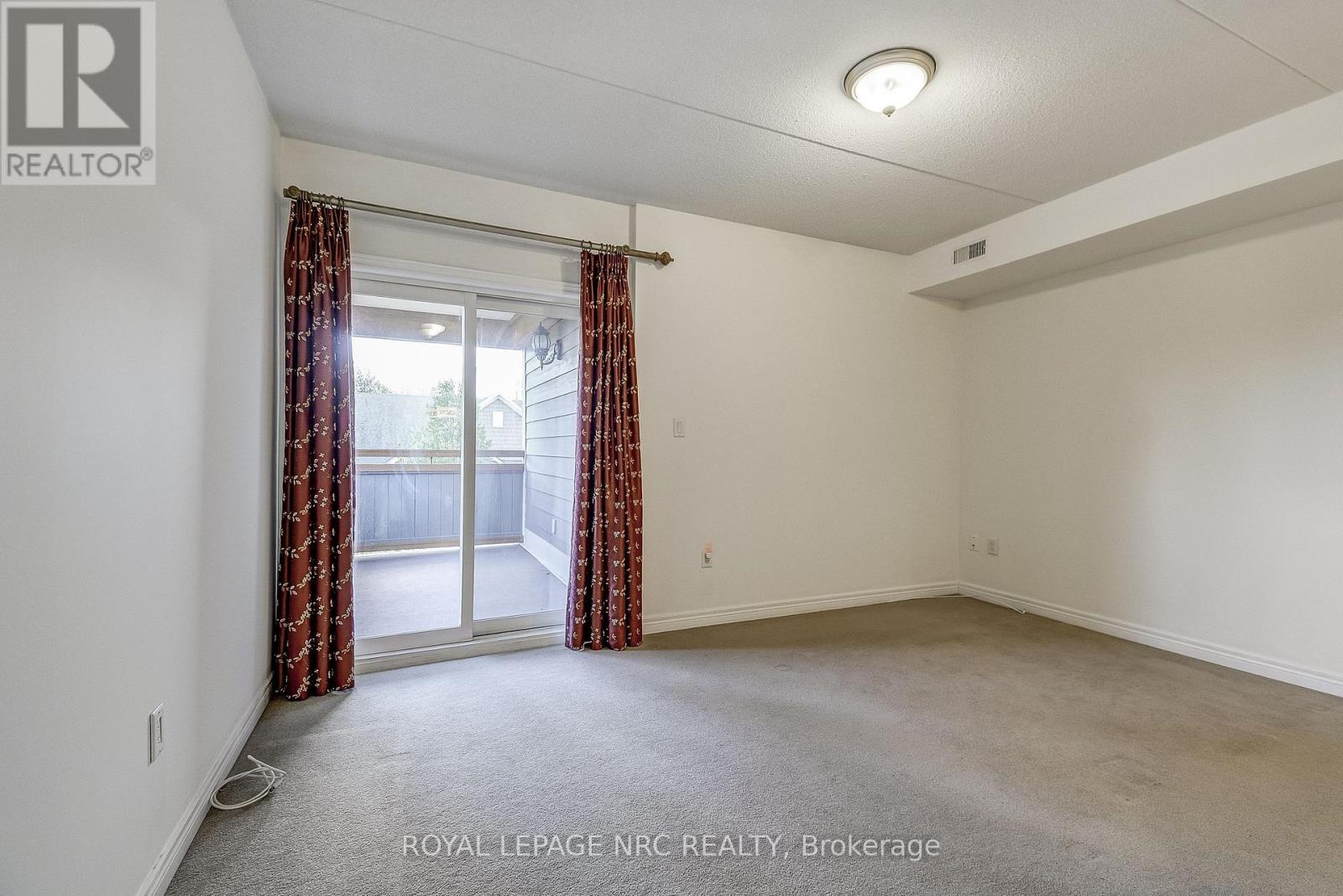 202 - 678 Line 2 Road, Niagara-On-The-Lake, Ontario  L0S 1J0 - Photo 24 - X12880472