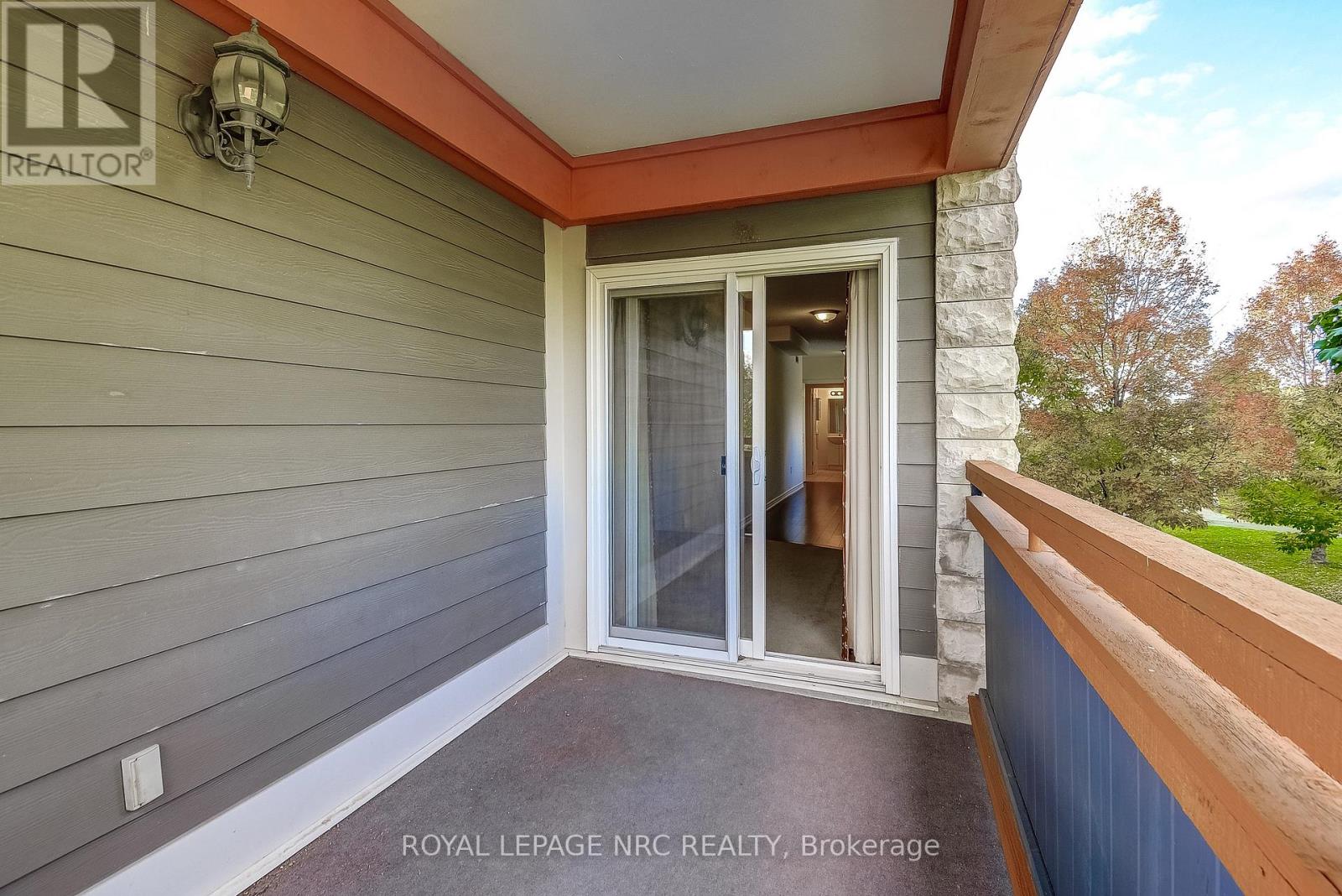 202 - 678 Line 2 Road, Niagara-On-The-Lake, Ontario  L0S 1J0 - Photo 29 - X12880472