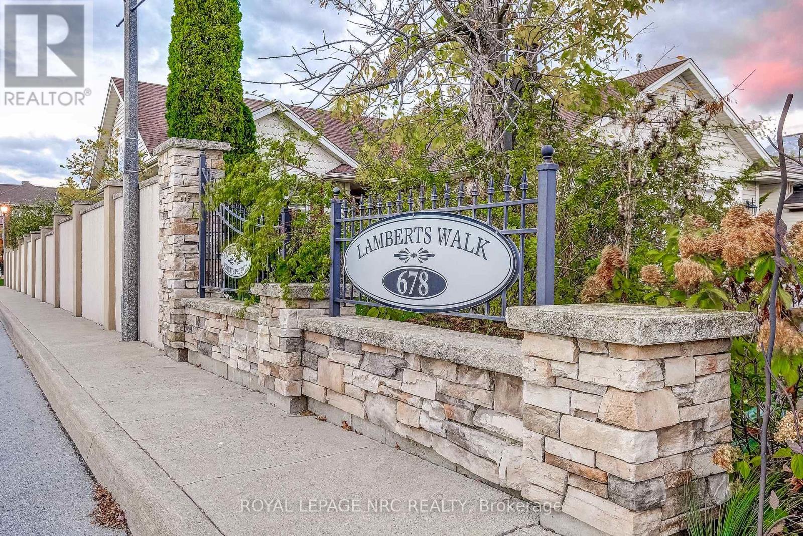 202 - 678 Line 2 Road, Niagara-On-The-Lake, Ontario  L0S 1J0 - Photo 4 - X12880472