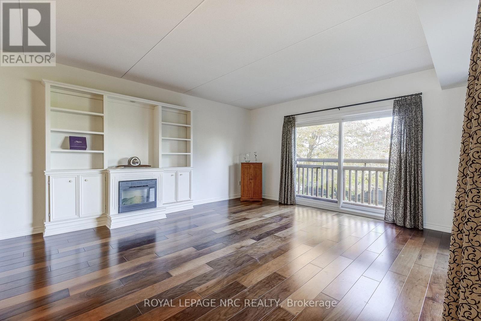 202 - 678 Line 2 Road, Niagara-On-The-Lake, Ontario  L0S 1J0 - Photo 9 - X12880472