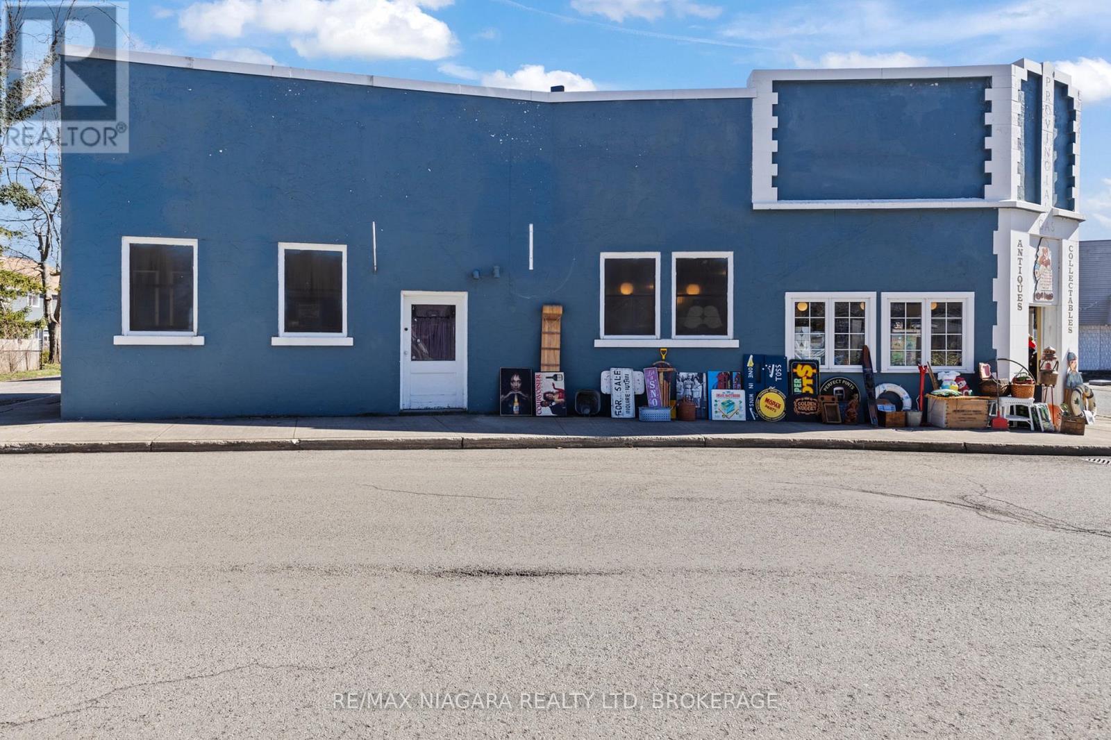 34 Queens Circle, Fort Erie, Ontario  L0S 1B0 - Photo 13 - X12881170